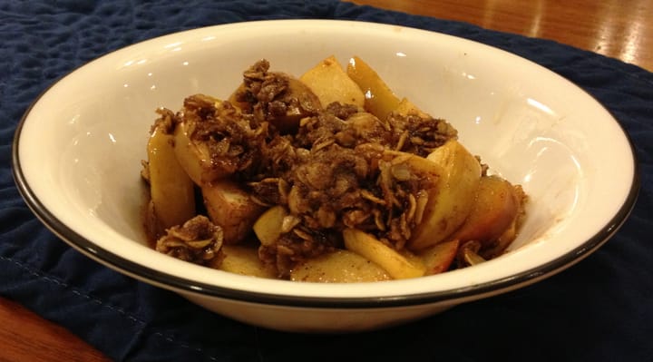 Apple Crisp with Oat Crumble Topping